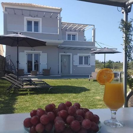 Spiridoula Luxury Villa Roda  Exterior photo